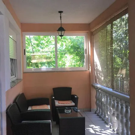 With Parking Space - 24593 Apartmán *